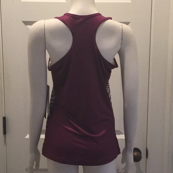 Athletic DNA refresh sport tank size L, NWT! - Picture 2 of 3